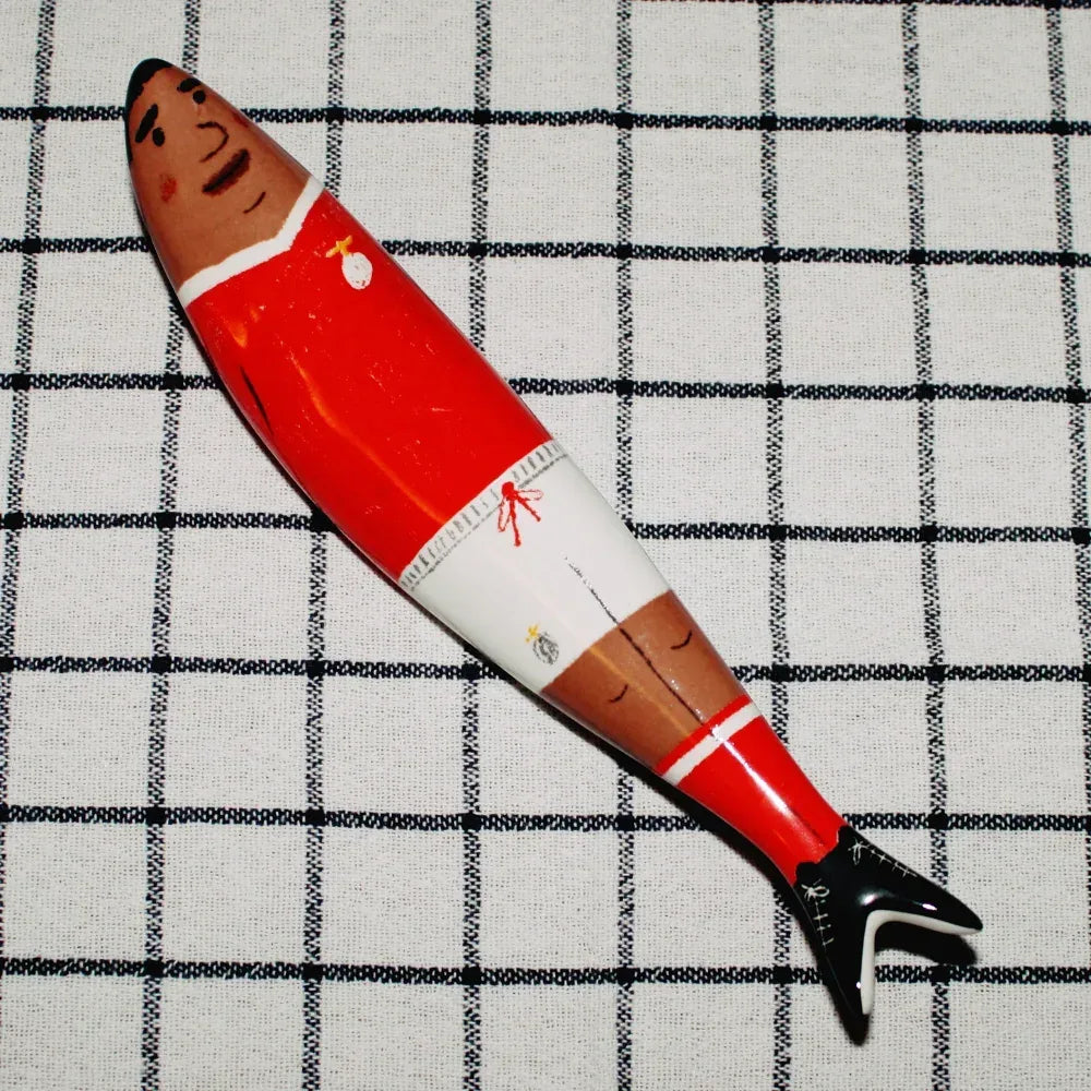 Sardinha de Lisboa - Vermelha - von Bordallo Pinheiro - Bordallo Pinheiro - Maître Philippe & Filles