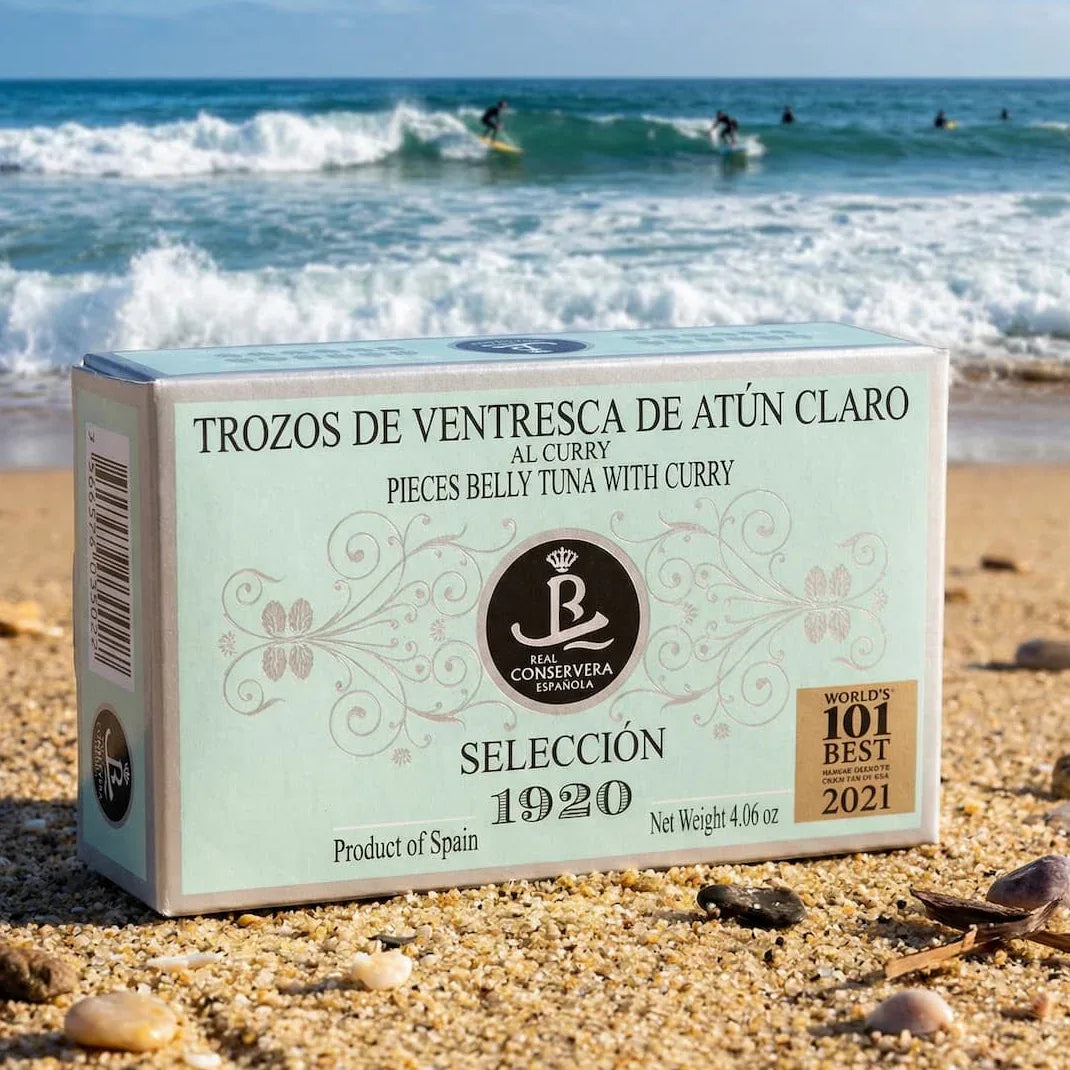 Trozos de Ventresca de Atún Claro en Aceite de Oliva con Curry (Thunfischbauch-Stücke mit Curry) – Selección 1920 Real Conservera Española