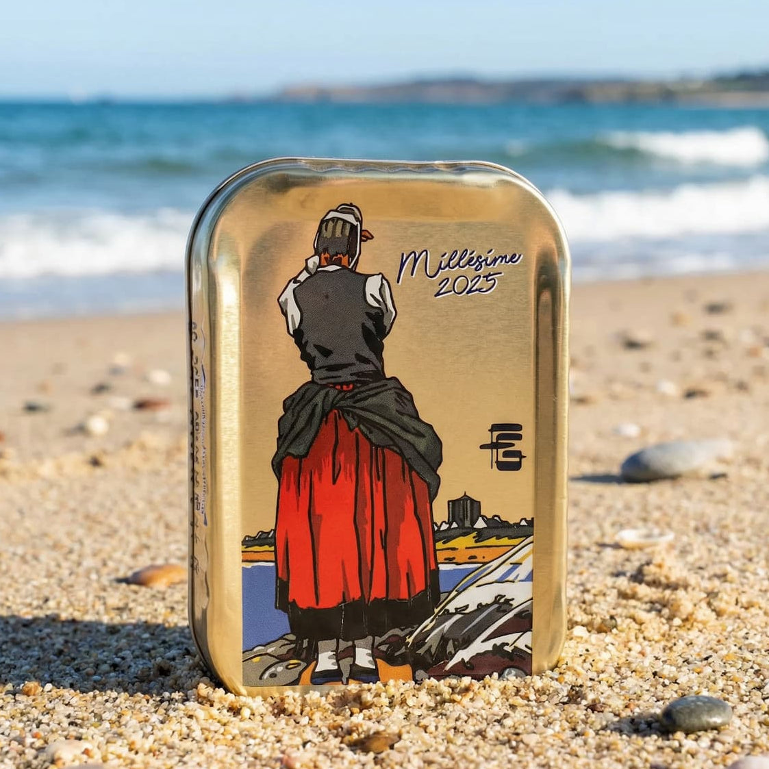 Jahrgangssardine 2025 „La Brûleuse de Goémon" von Géo Fourrier - La Pointe de Penmarch - Maître Philippe & Filles