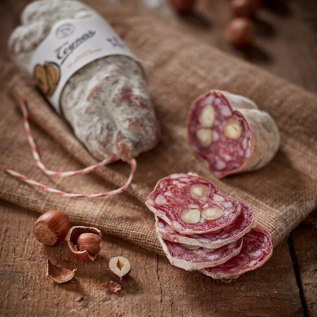 Saucisson d'Ardèche mit ganzen Haselnüssen 200-250g