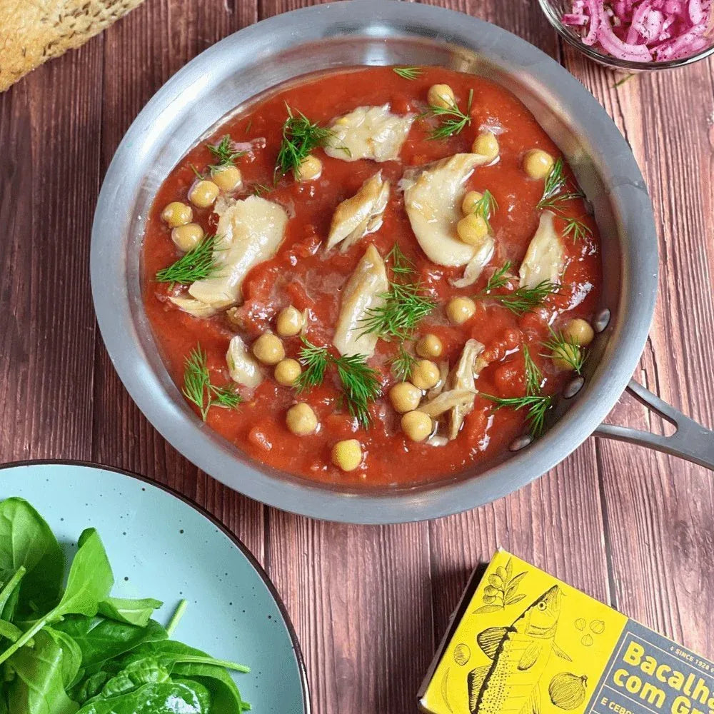 Bacalhau Aveiro mit Kichererbsen und Zwiebeln - AveiroTuna - Maître Philippe & Filles