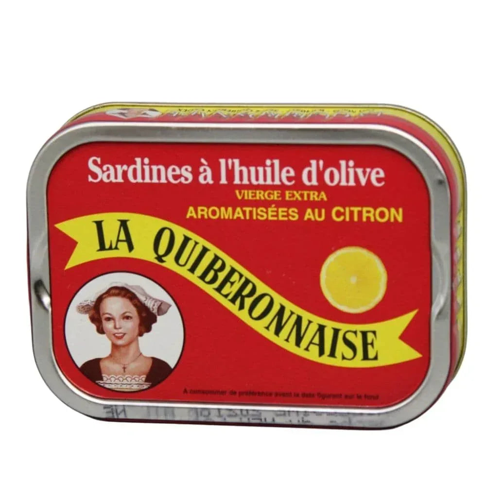 Klassische Sardinen in Olivenöl und Zitronen Quiberonnaise