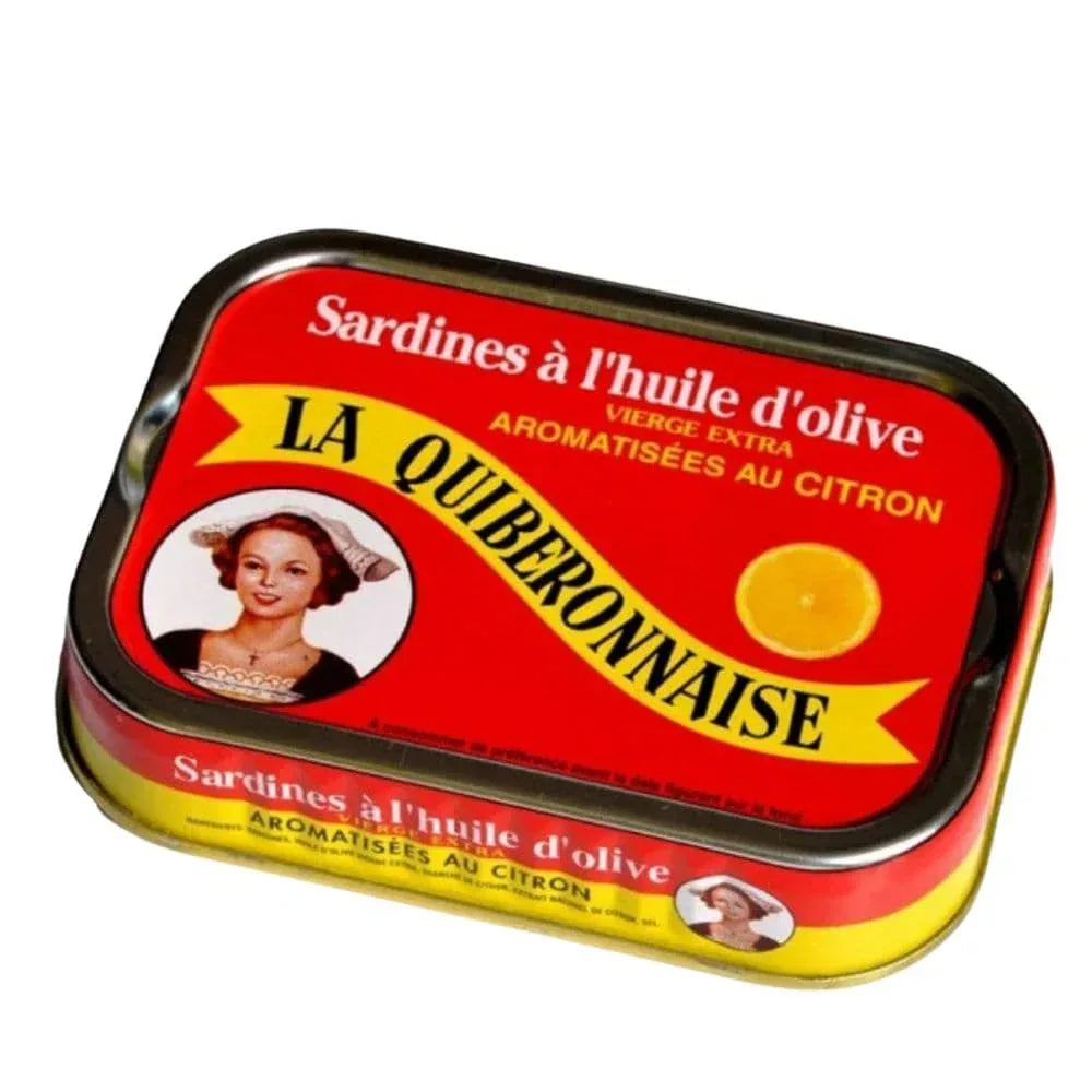 Klassische Sardinen in Olivenöl und Zitronen Quiberonnaise